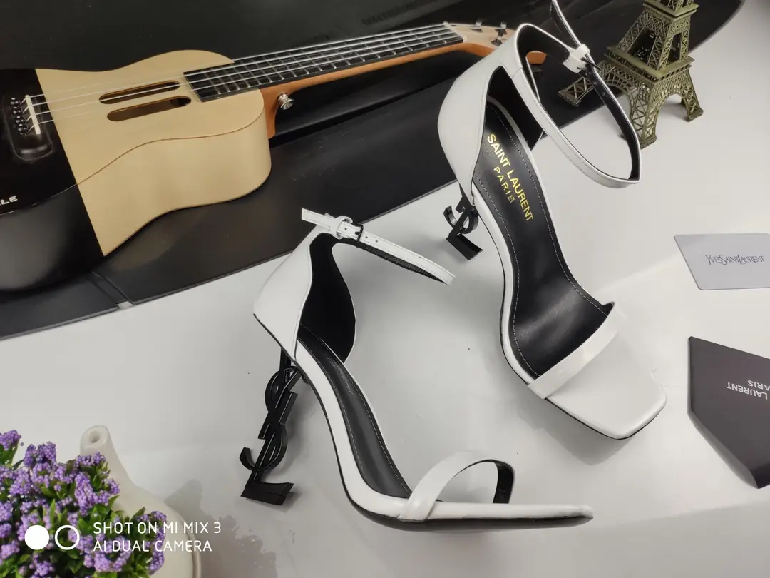 XX2944-460-65.7$-Whit box gallery