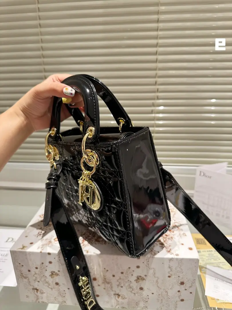 XX3531-58.88$-Dior gallery