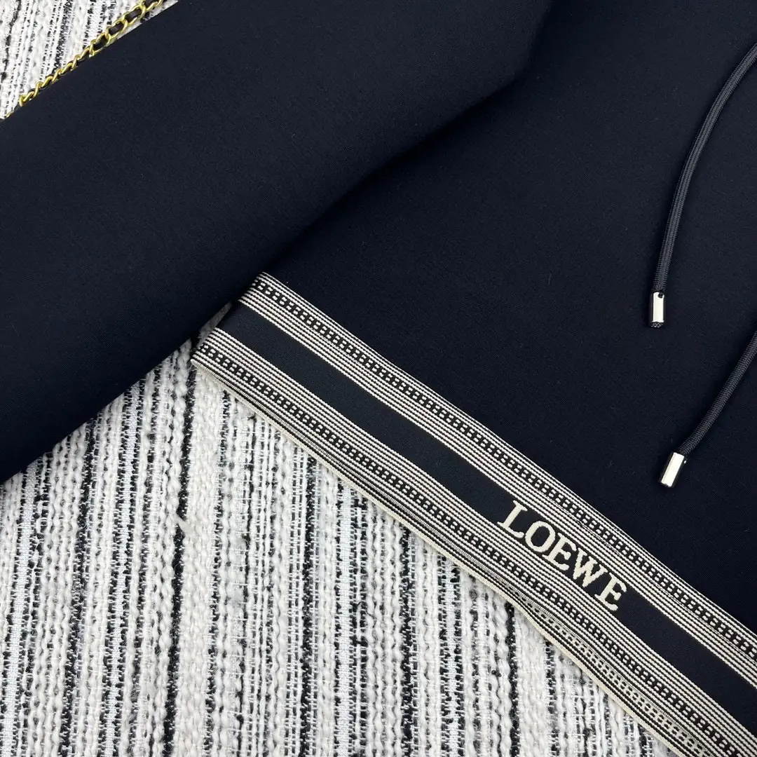 XX4032-395-54.99$-LOEWE gallery