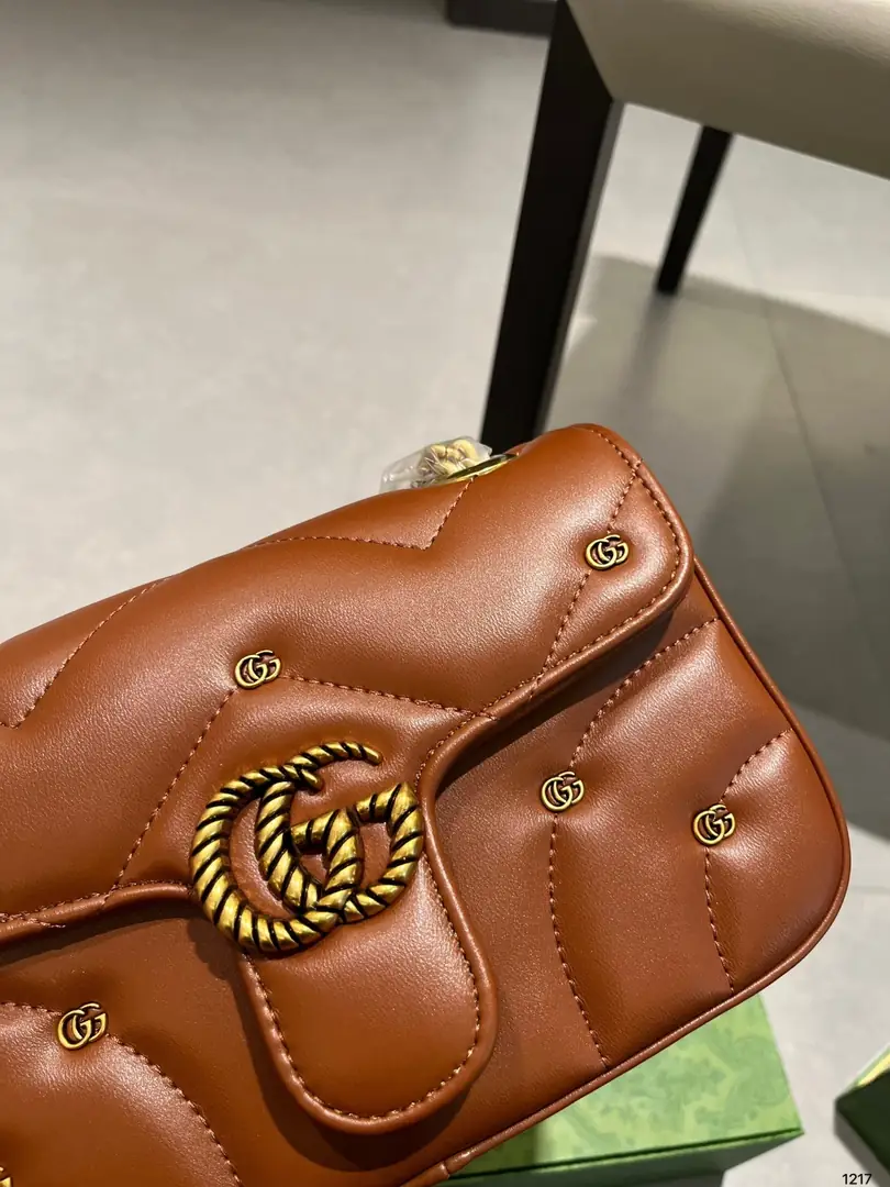 code4592-57$-gucci gallery