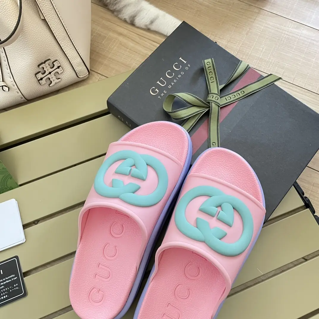 code4593-55$-gucci gallery