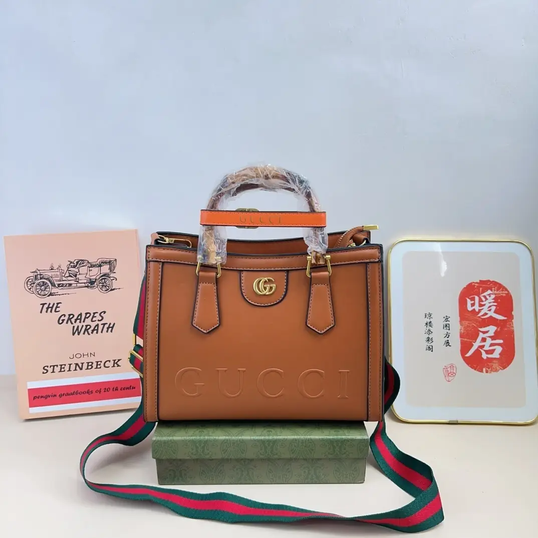 KING1461   Gucci   89$ gallery