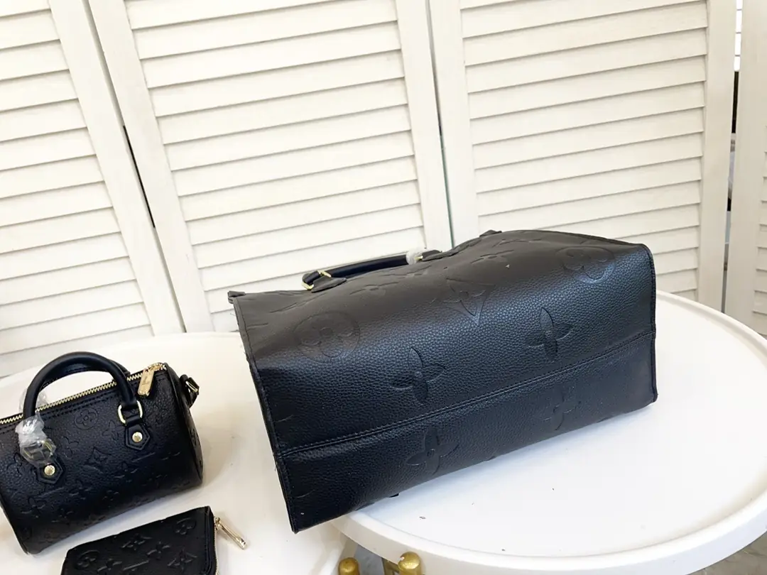 KING1465  LV    95$ gallery