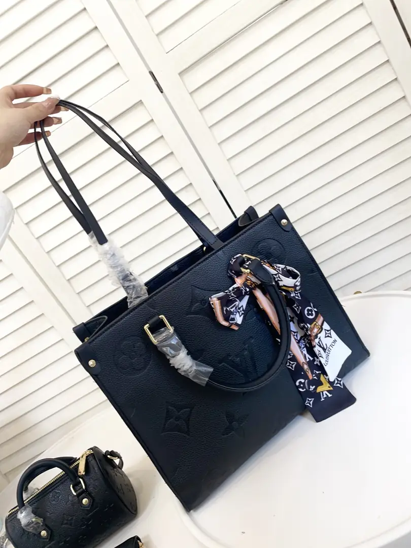 KING1465  LV    95$ gallery