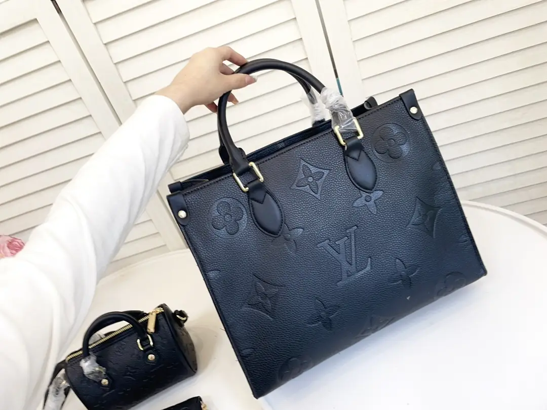 KING1465  LV    95$ gallery