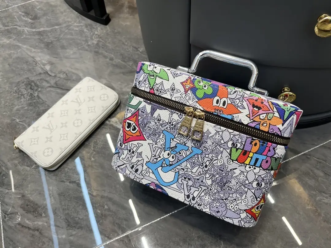 KING1468  LV   95$ gallery