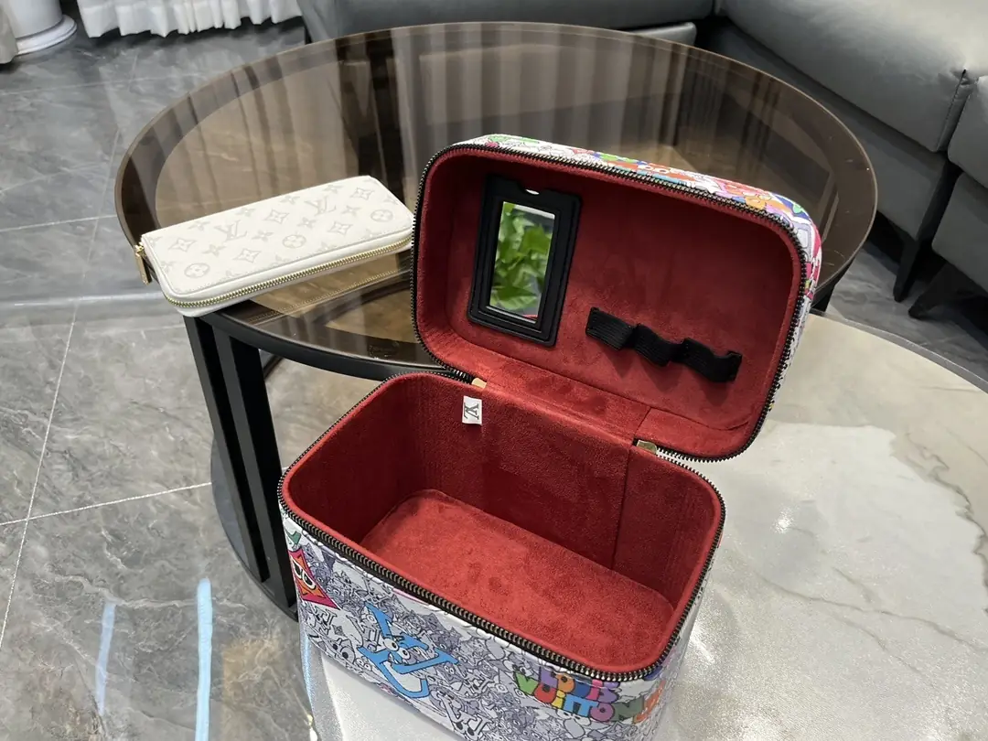 KING1468  LV   95$ gallery