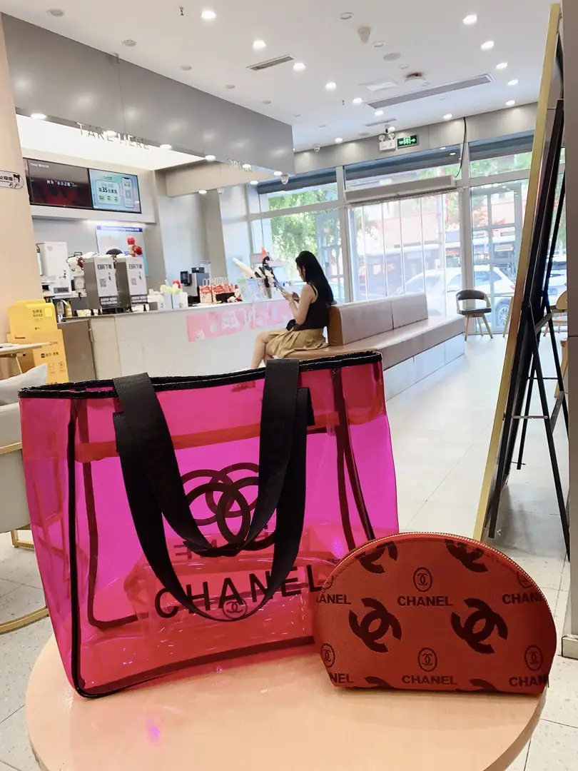 KING1472    Chanel   95$ gallery