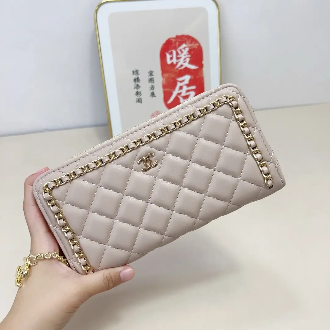 KING1484    Chanel  95$ gallery