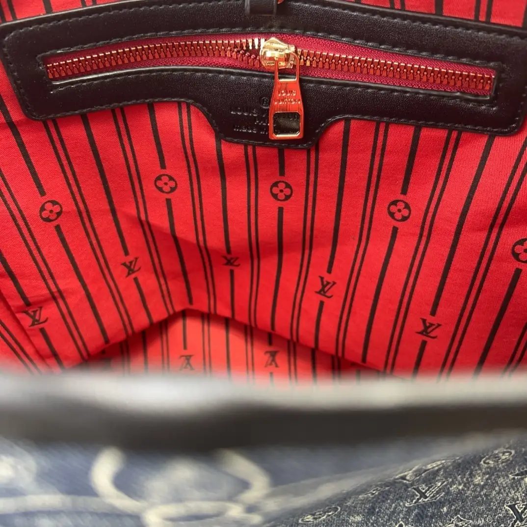 KING1486  LV   89$ gallery