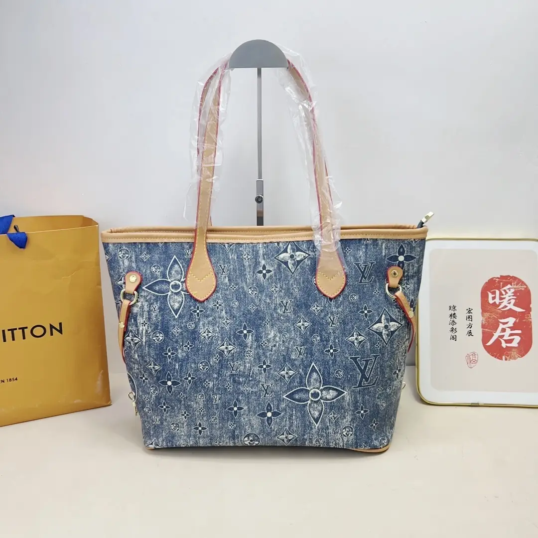 KING1488   LV   89$ gallery