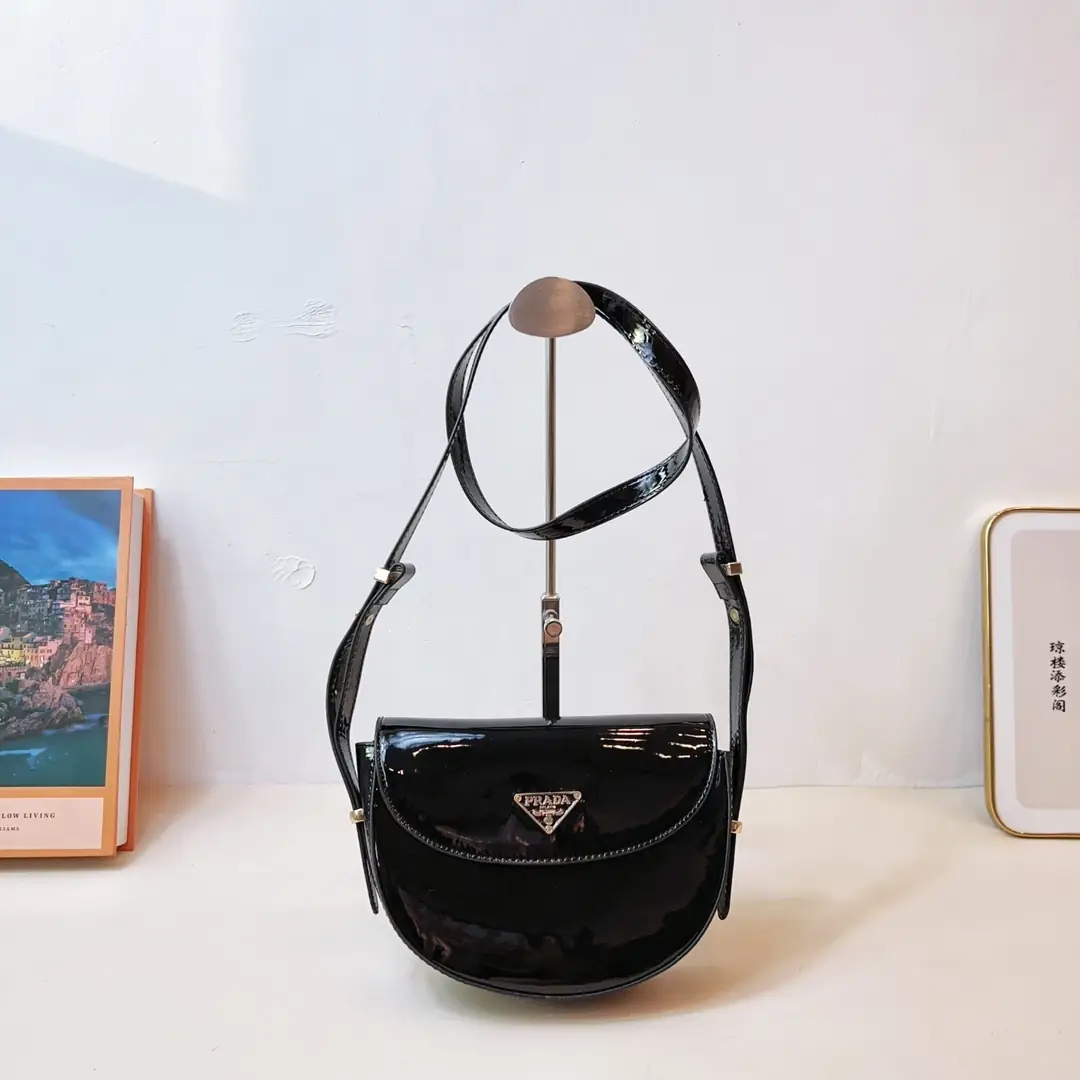 KING1495   Prada  95$ gallery