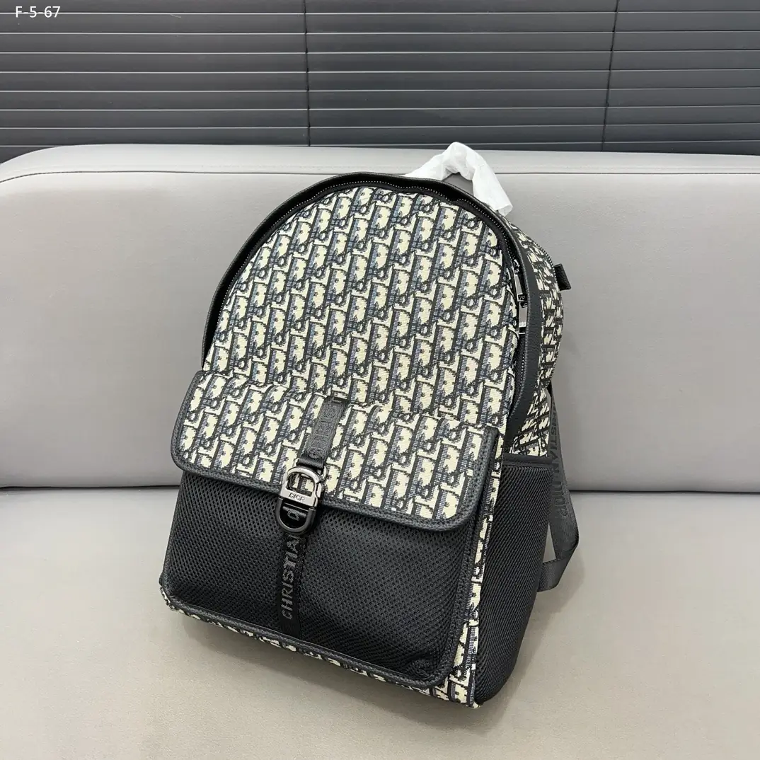 KNG6086  DIOR  89.99$ gallery