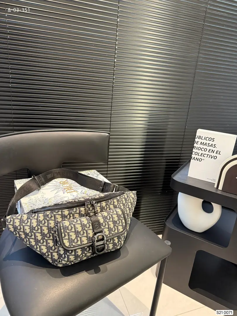 KNG6088  DIOR  65$ gallery