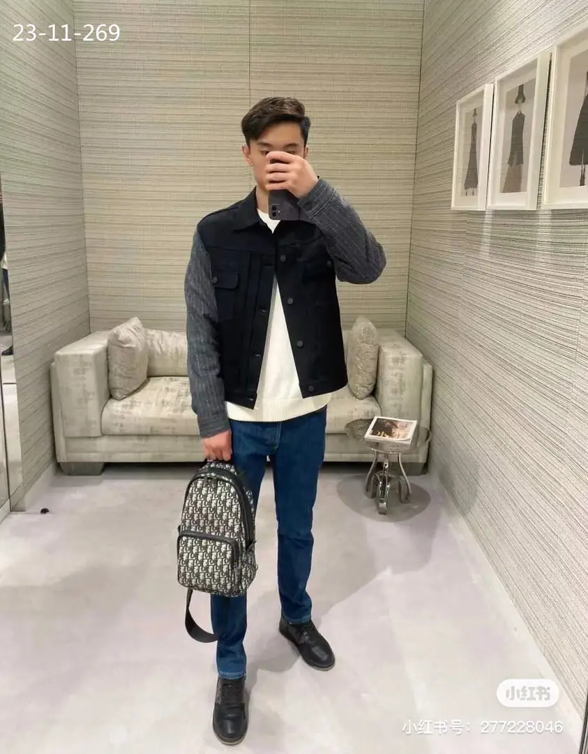 KNG7107  DIOR  85$ gallery