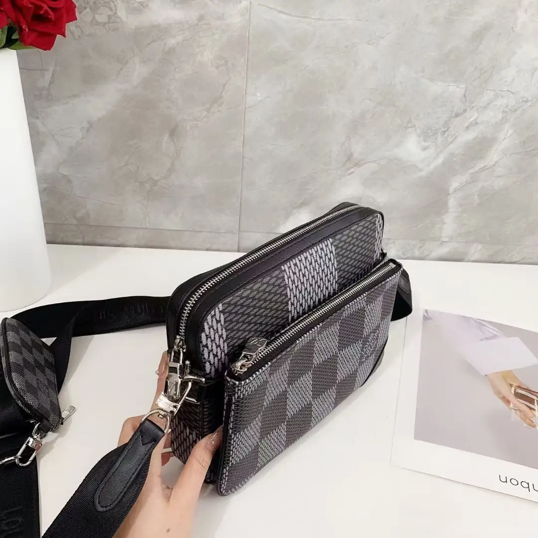 KNG7112  LV  68$ gallery