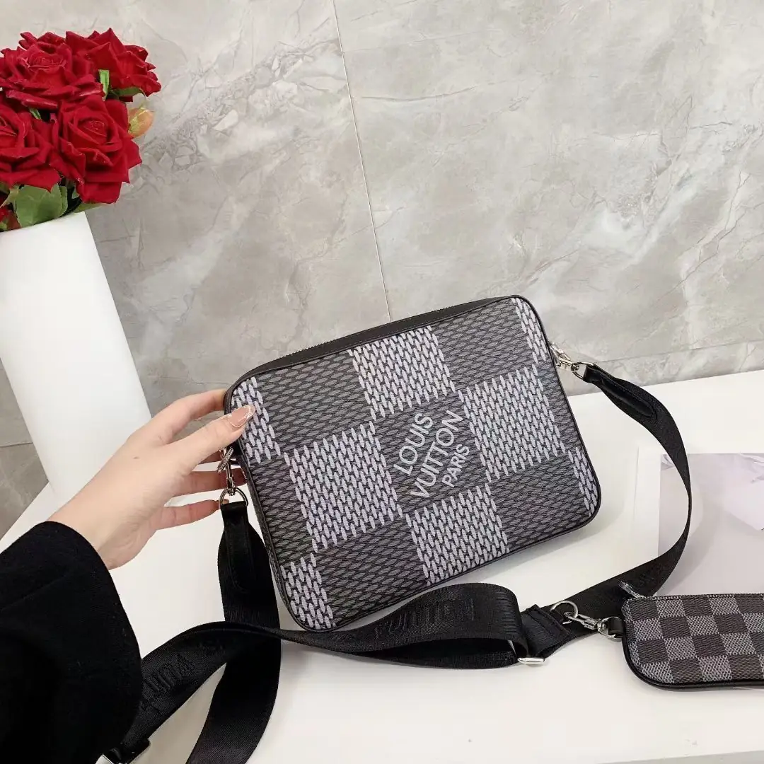 KNG7112  LV  68$ gallery