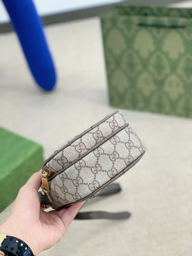 KNG7119   GUCCI   75$ gallery