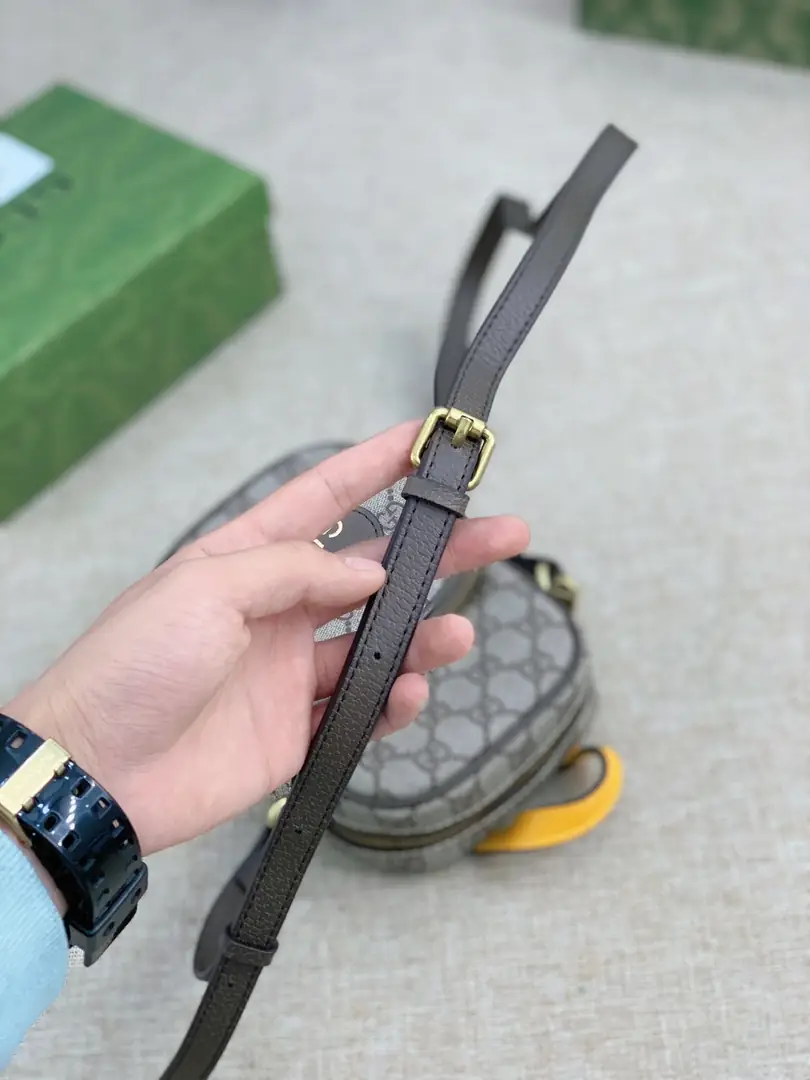 KNG7119   GUCCI   75$ gallery
