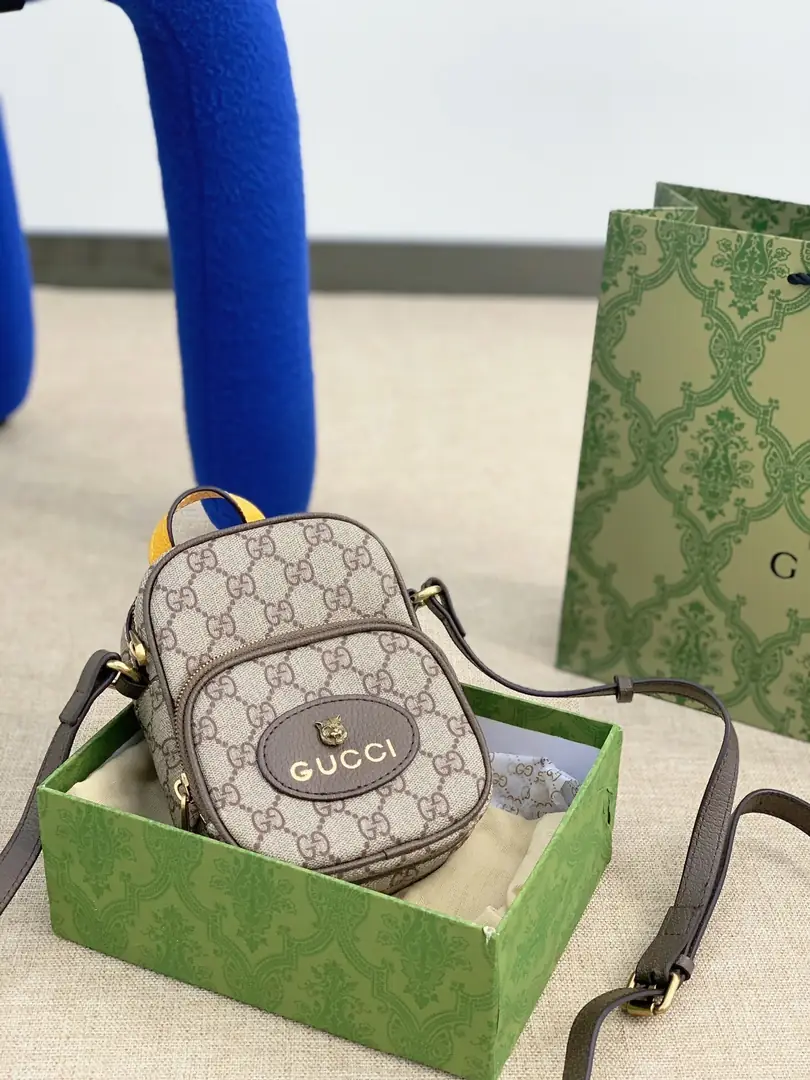 KNG7119   GUCCI   75$ gallery