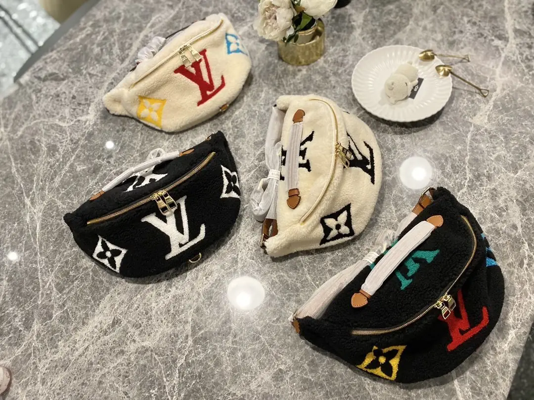 KNG7120  LV   65$ gallery