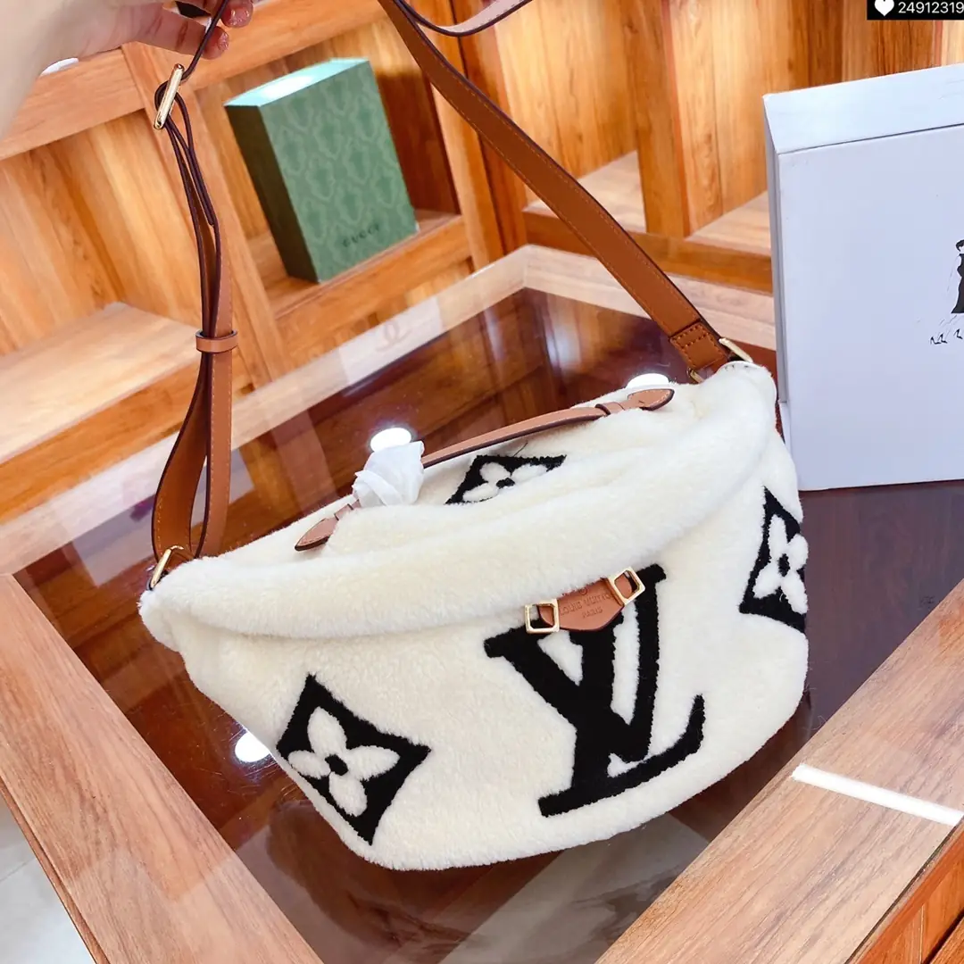 KNG7121  LV  65$ gallery