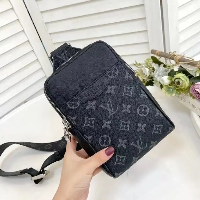 KNG7126   LV  75$ gallery