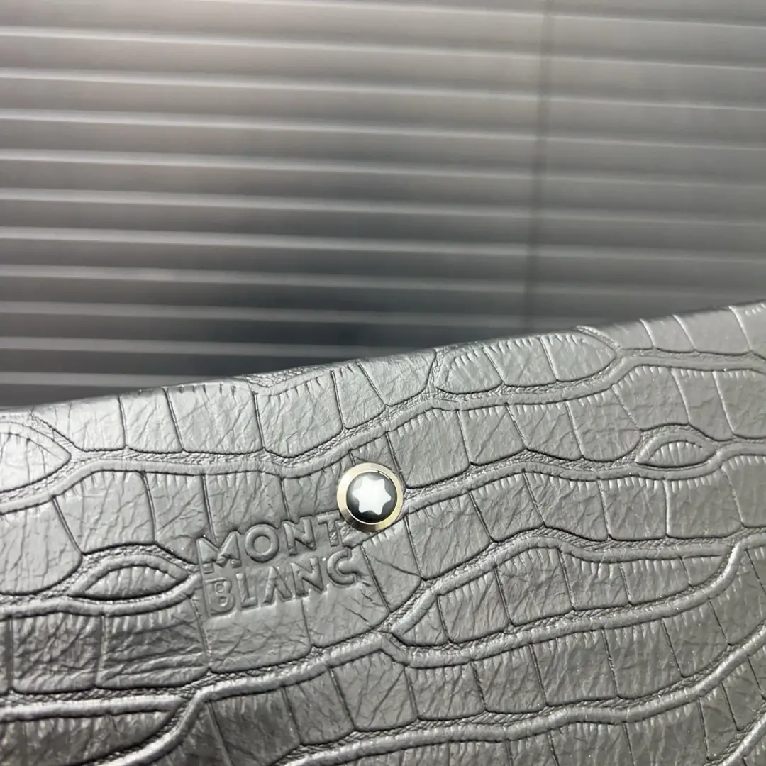 KNG7204   万宝龙  59.99$ gallery