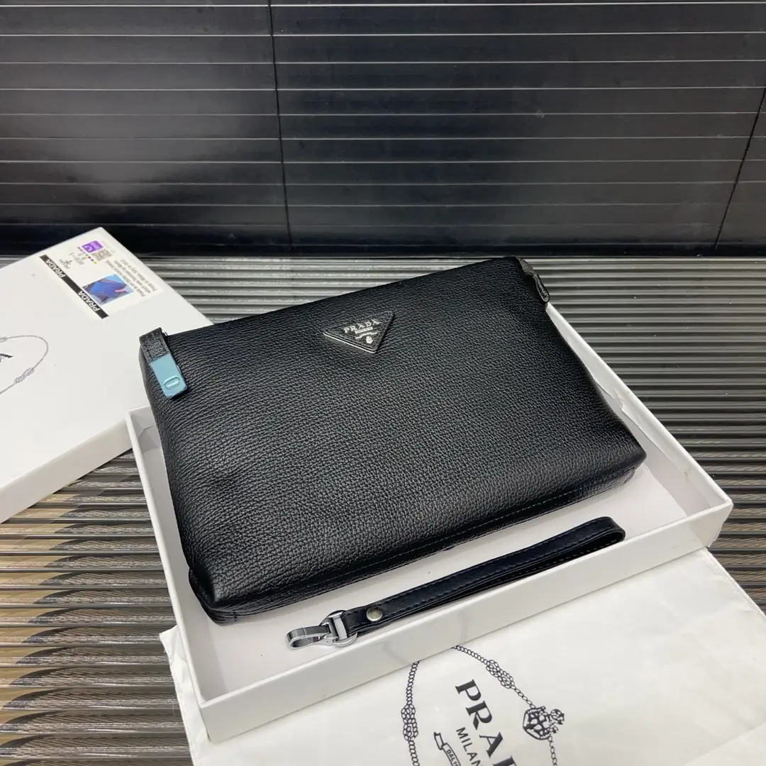 KNG7205  Prada   59.99$ gallery