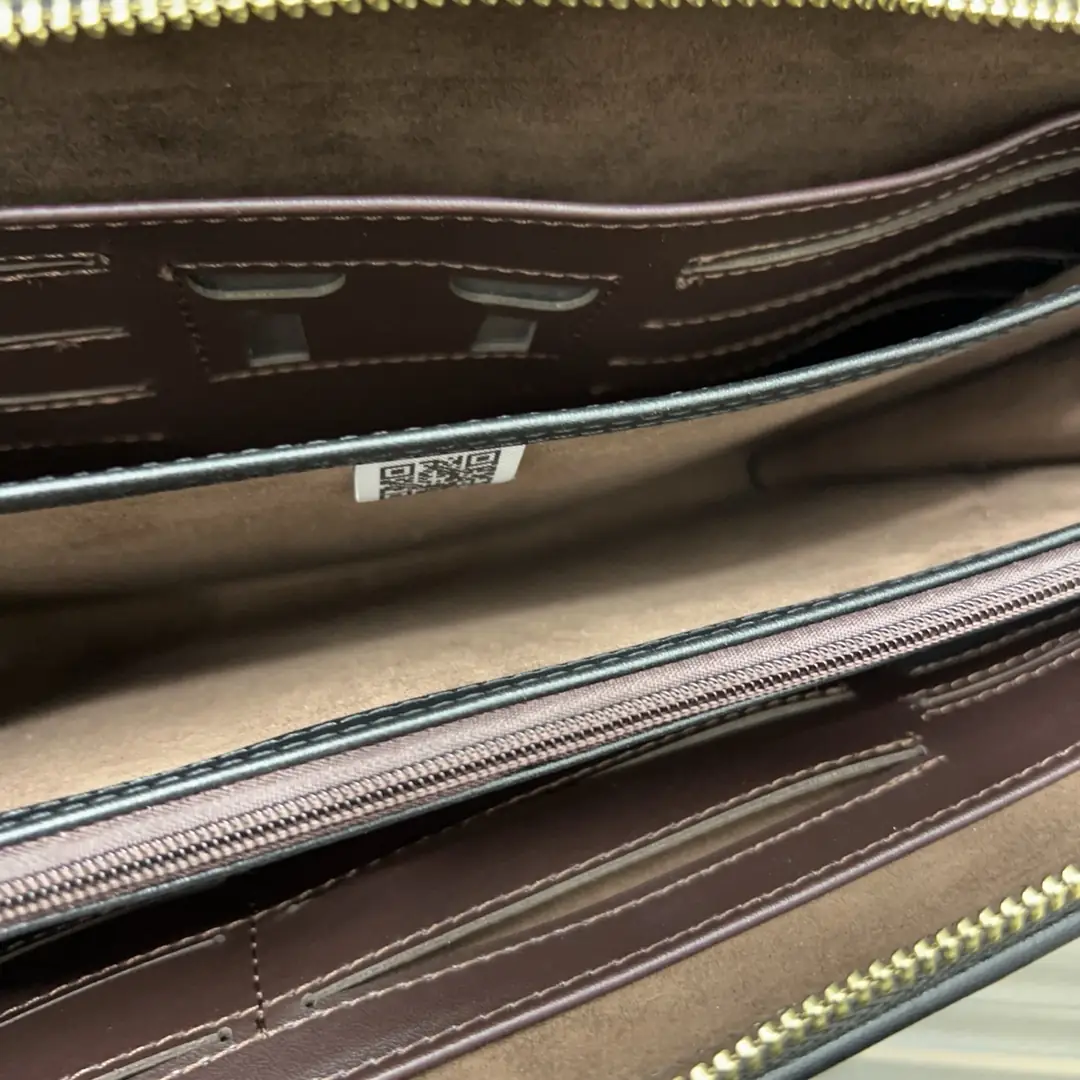 KNG7213  GUCCI  59.99$ gallery