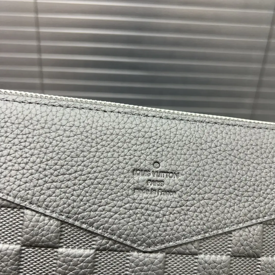 KNG7223  LV  59.99$ gallery