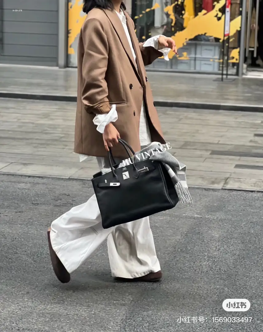 KNG7227  HERMES  95$ gallery