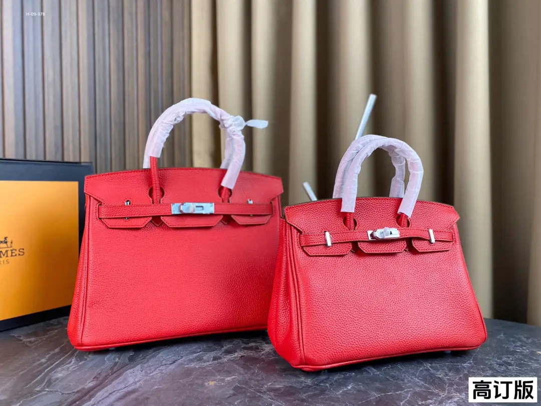KNG7227  HERMES  95$ gallery