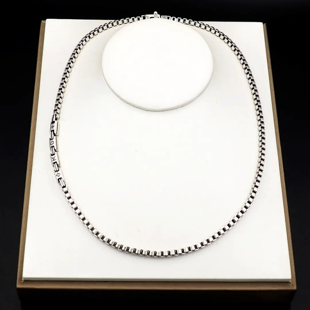 KNG7247  LV necklace    45$ gallery
