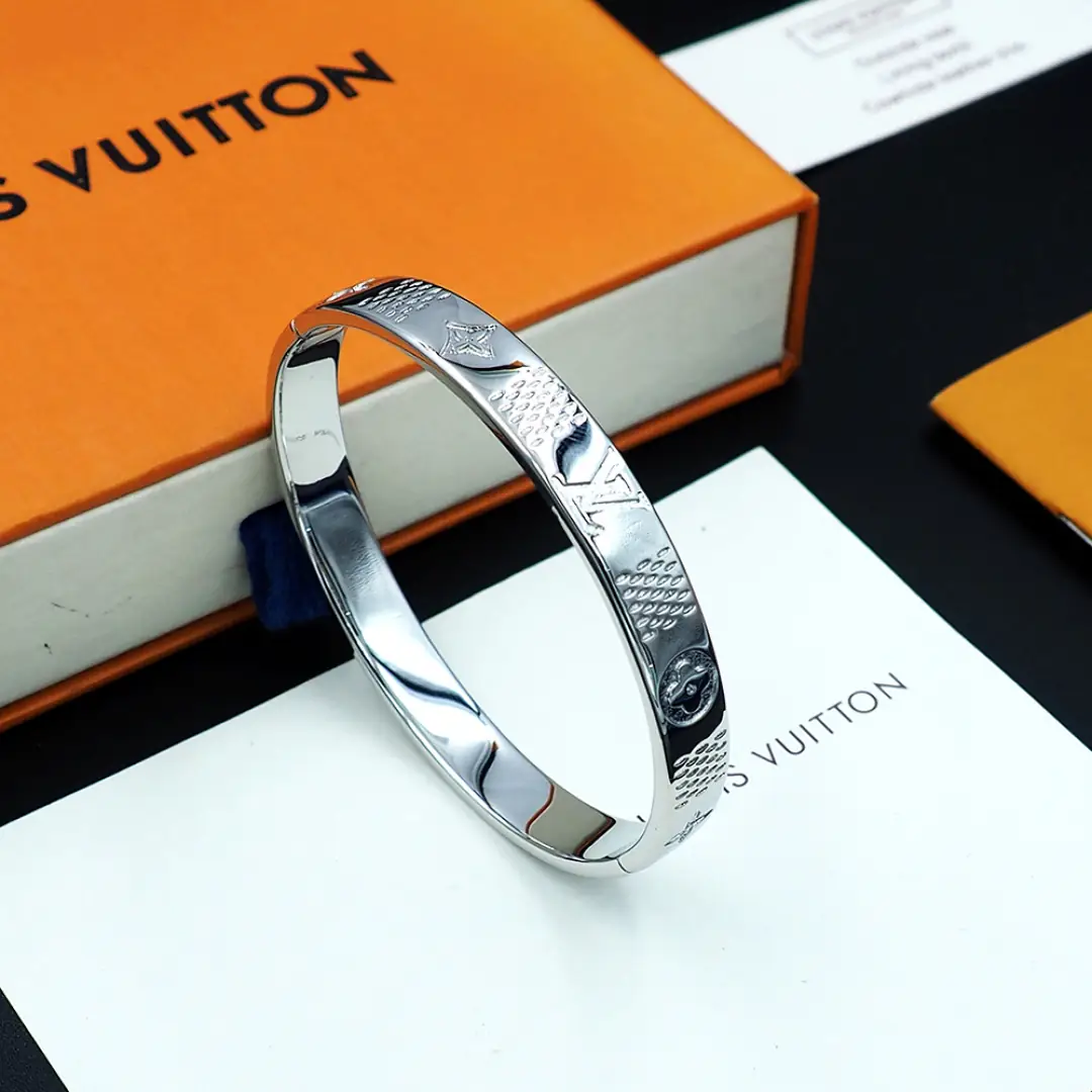 KNG7251  LV 39.99$ gallery