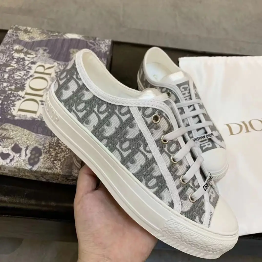 Kng1013 DIOR TOP  49$ 355 gallery