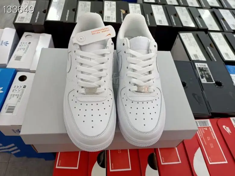 Kng104   Air force 1 , 220🤴🏾 30$ gallery