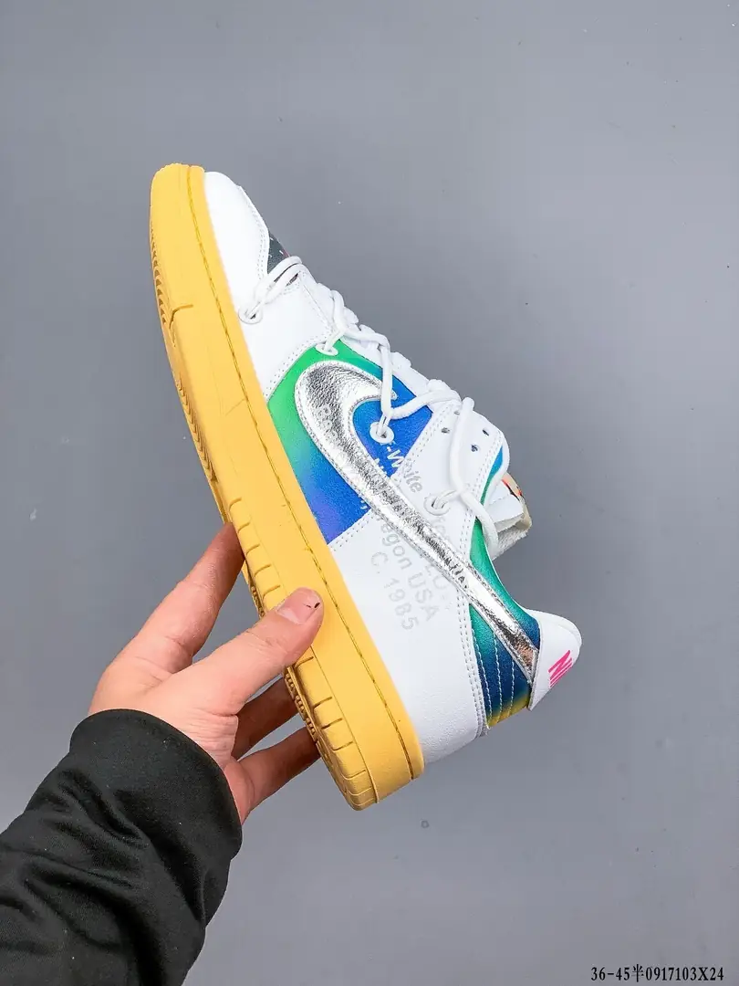 Kng1051  OFF-WHITE x Futura x Nike Dunk  $49 365 gallery