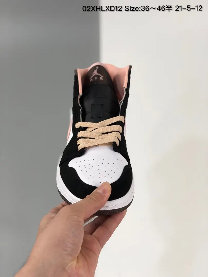 Kng1052  AJ 44.9$  340 gallery