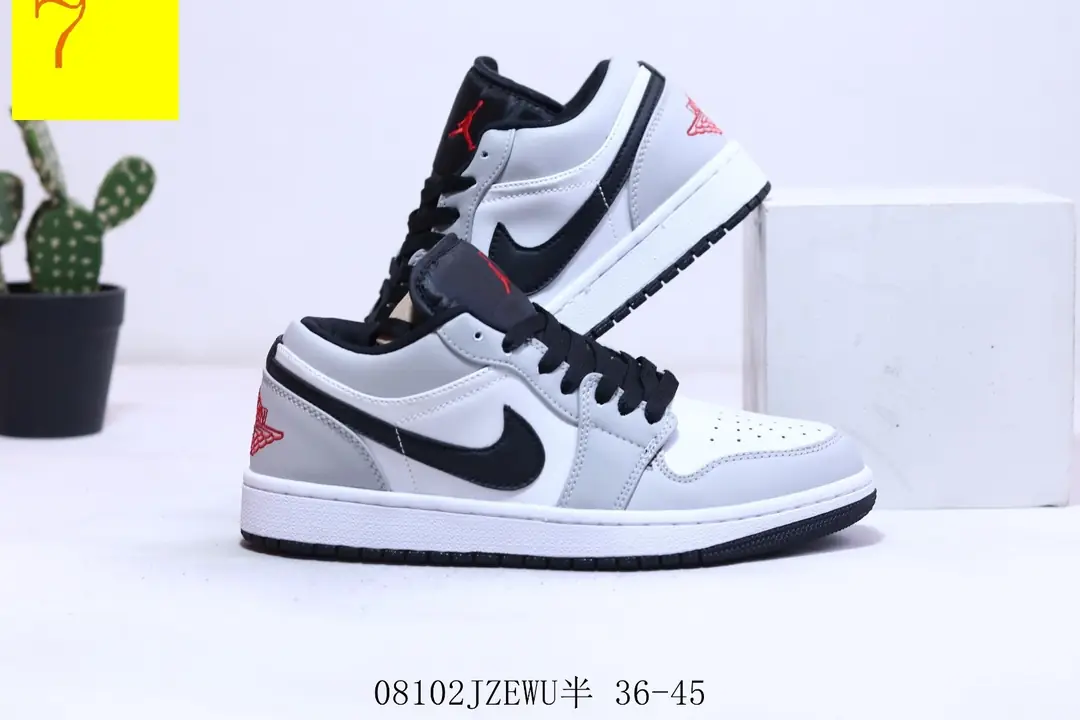 Kng1068 Air Jordan 1  285🤴🏾 39.99$ gallery