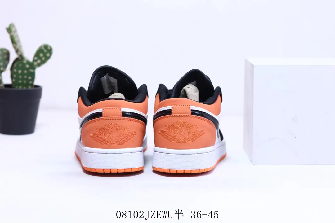 Kng1068 Air Jordan 1  285🤴🏾 39.99$ gallery