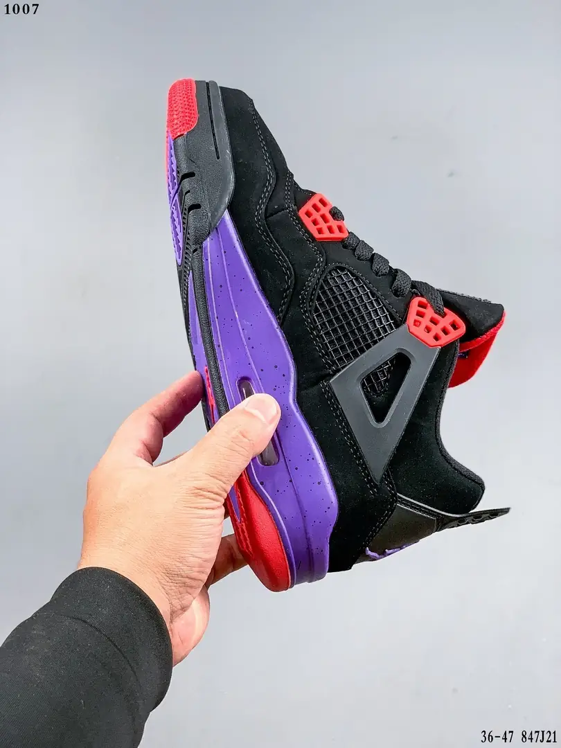Kng1075  Air Jordan 4  320🤴🏾 44$ gallery