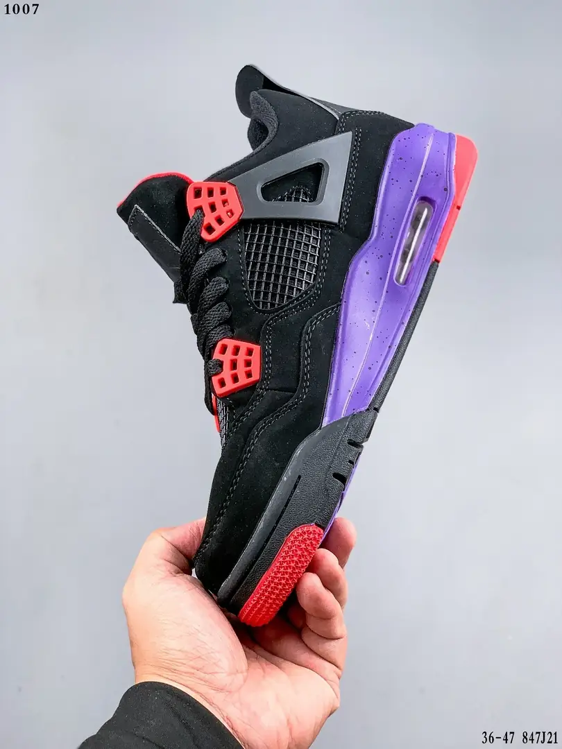 Kng1075  Air Jordan 4  320🤴🏾 44$ gallery