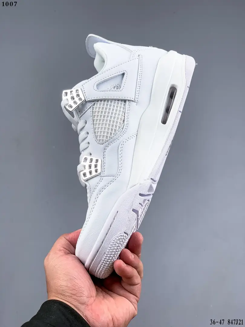 Kng1075  Air Jordan 4  320🤴🏾 44$ gallery