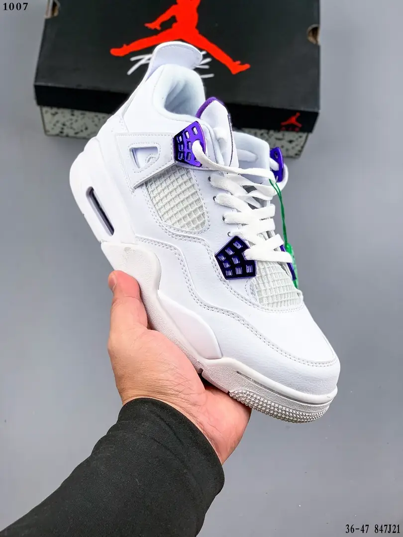 Kng1075  Air Jordan 4  320🤴🏾 44$ gallery