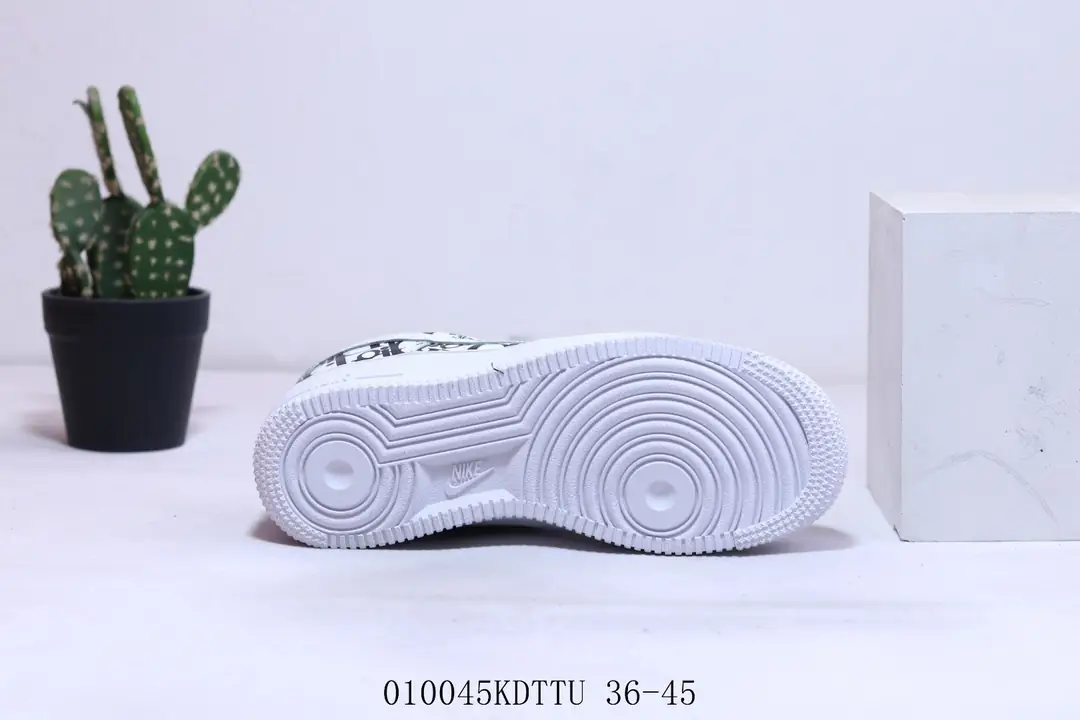 Kng1079  Nike Air Force 1  $46.99  345 gallery