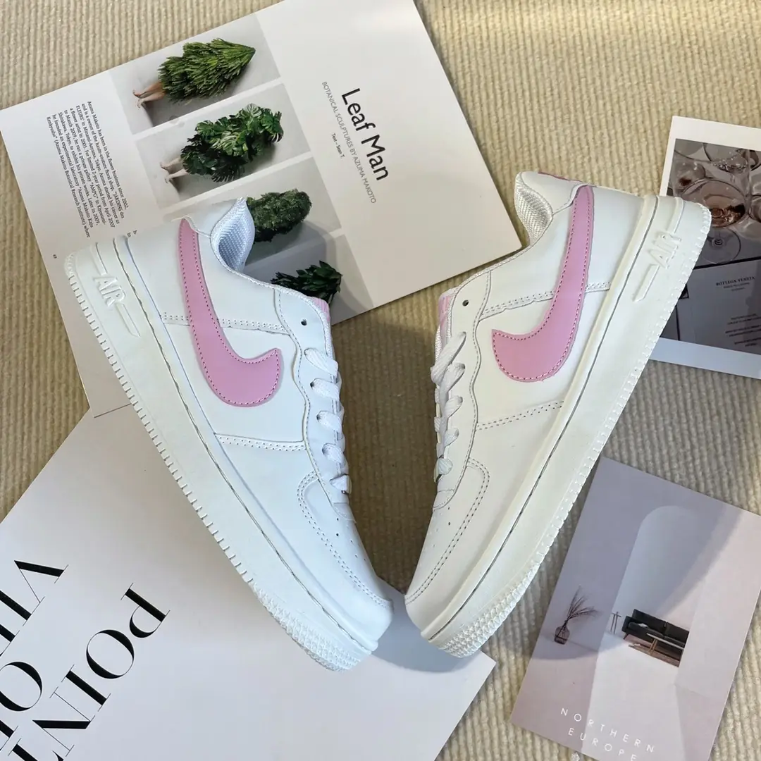 Kng1156  Nike Air Force 1  220🤴🏾 29.99$ gallery