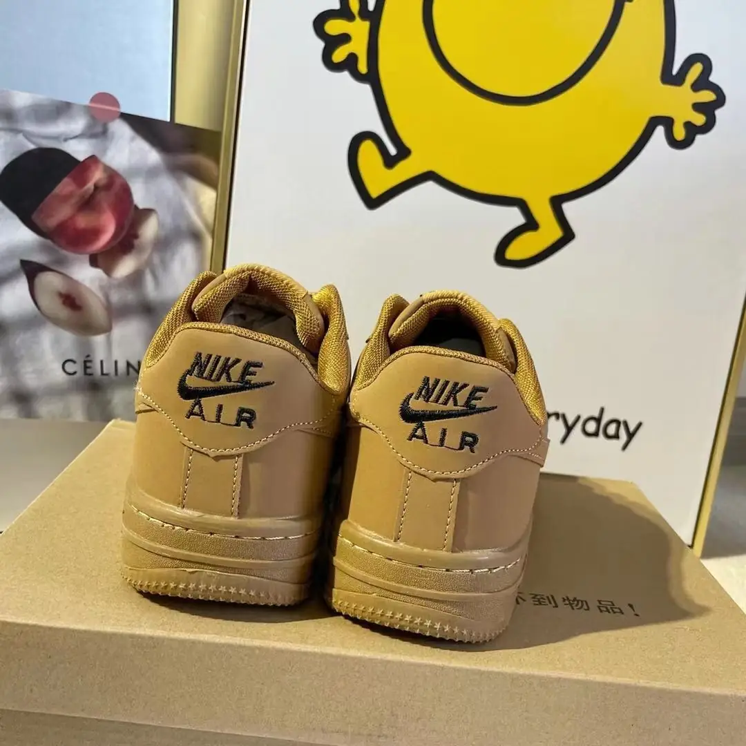 Kng1156  Nike Air Force 1  220🤴🏾 29.99$ gallery