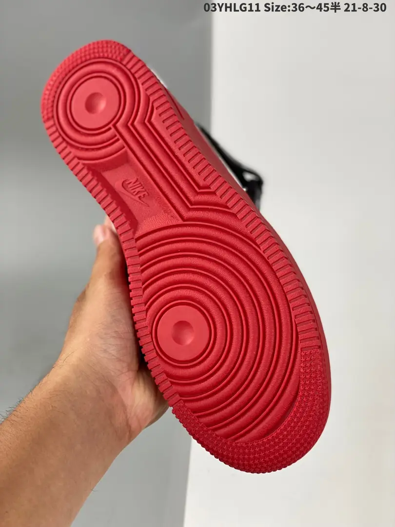 Kng1192 Nike Air Force 1  340 44.99$ gallery