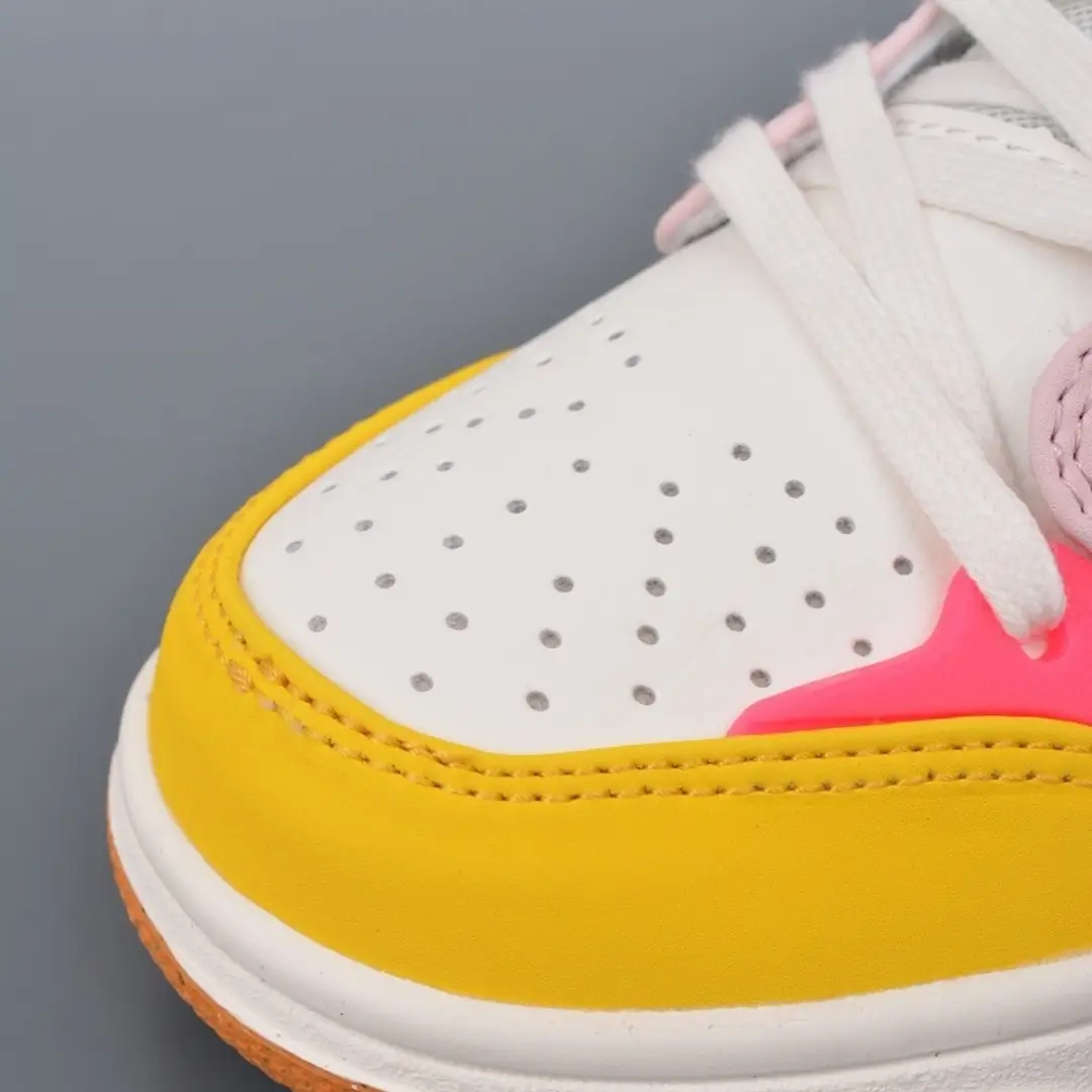 Kng1196   Nike Wmns Air Force 1  330🤴🏾 45.66$ gallery